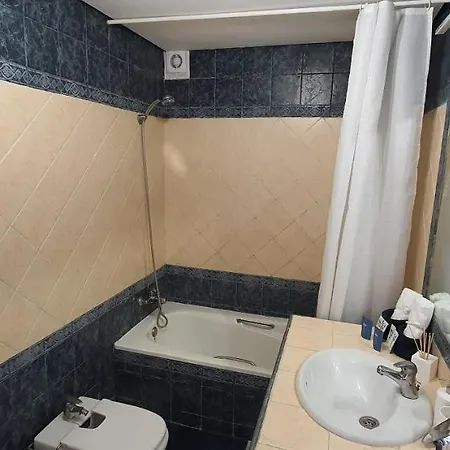 Lyrioshomes Duquesa , Gaviotas Apartment *